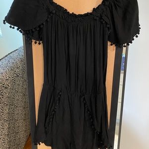 Pom-Pom black romper